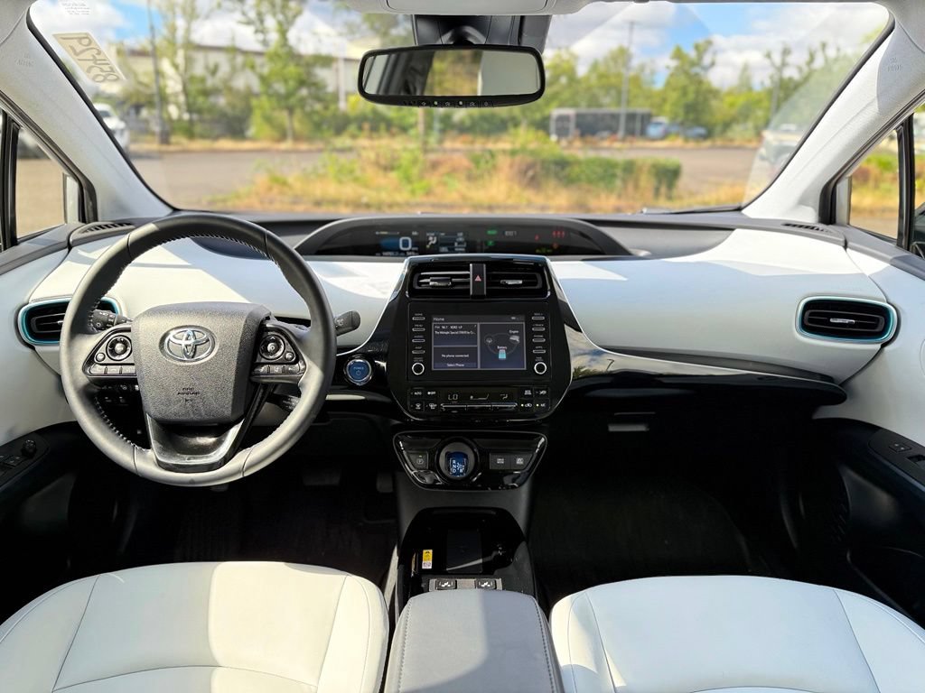 Used 2020 Toyota Prius XLE w/ Advanced Technology Package AWD/4WD image 23