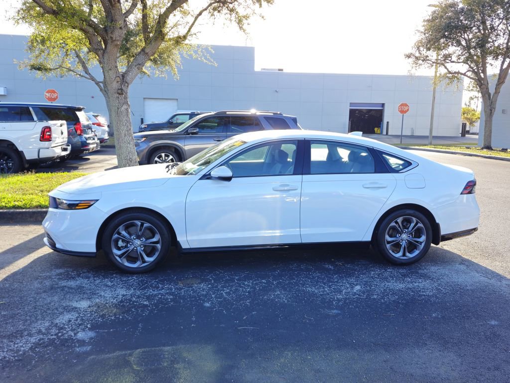 Used 2025 Honda Accord EX-L image 8
