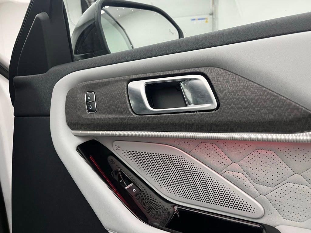 New 2026 Ford Explorer Platinum w/ LUX Leather Package image 25