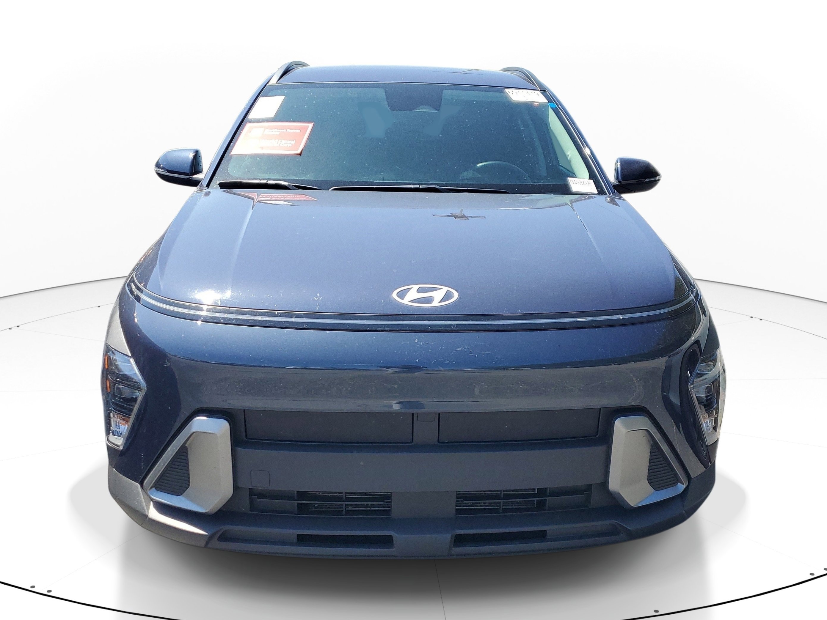 Used 2025 Hyundai Kona SEL image 2