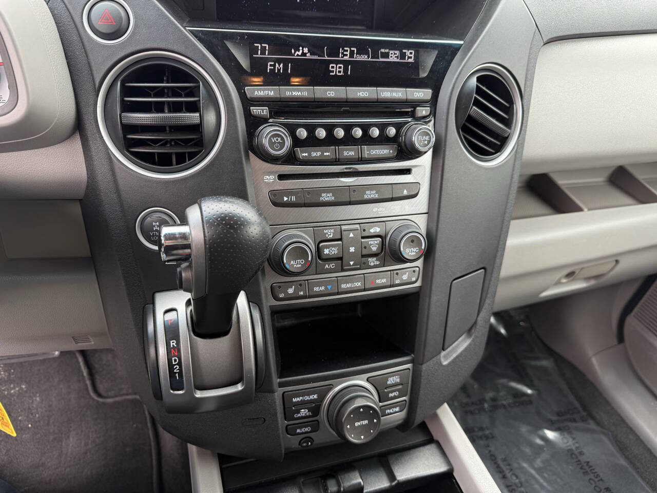 Used 2012 Honda Pilot Touring image 26