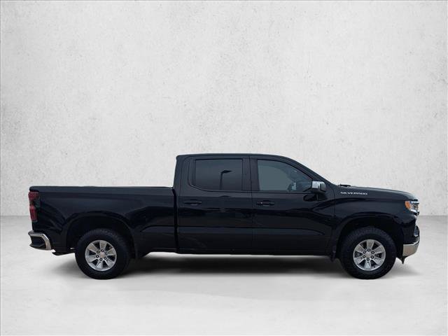 Used 2024 Chevrolet Silverado 1500 LT w/ Leather Package AWD/4WD image 4