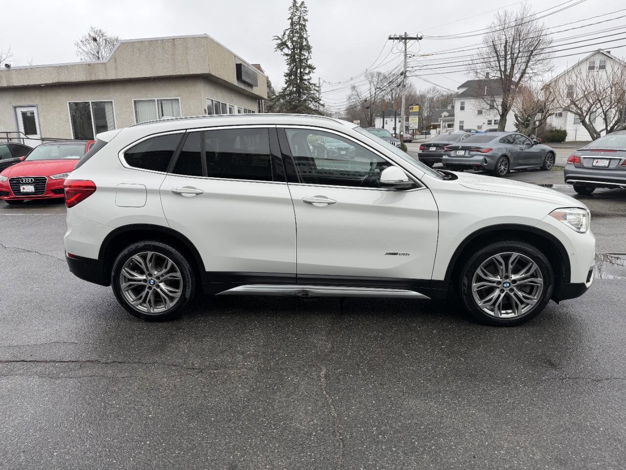 Used 2017 BMW X1 xDrive28i AWD/4WD image 10