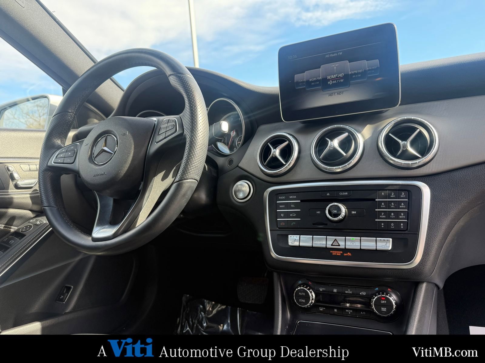 Used 2019 Mercedes-Benz CLA 250 4MATIC image 31