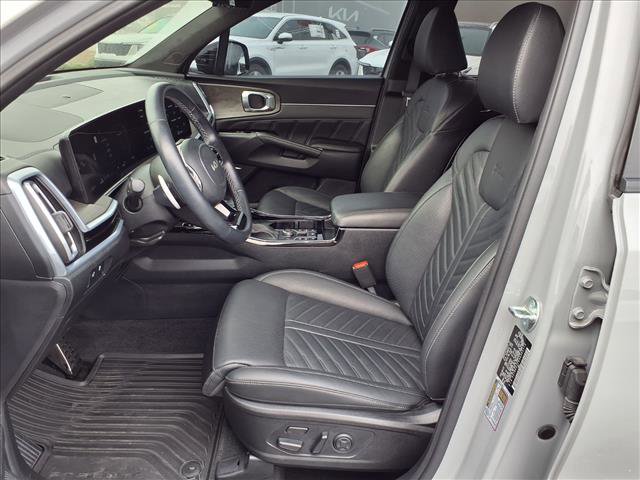 Used 2025 Kia Sorento SX Prestige image 12