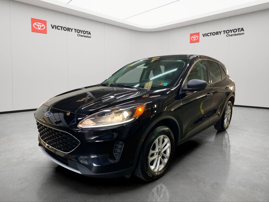 Used 2022 Ford Escape SE w/ Convenience Package