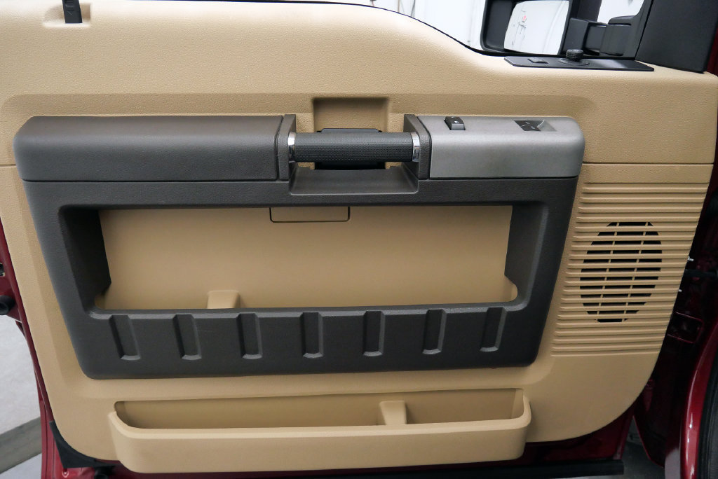 Used 2014 Ford F250 Lariat w/ Camper Package AWD/4WD image 14