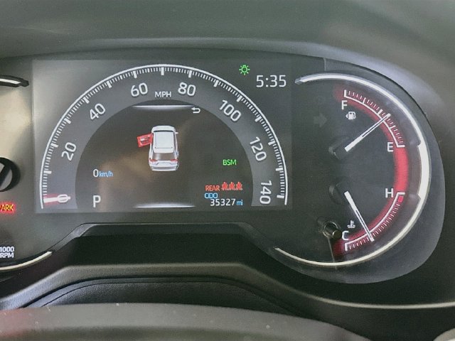 Used 2025 Toyota RAV4 XLE FWD image 14