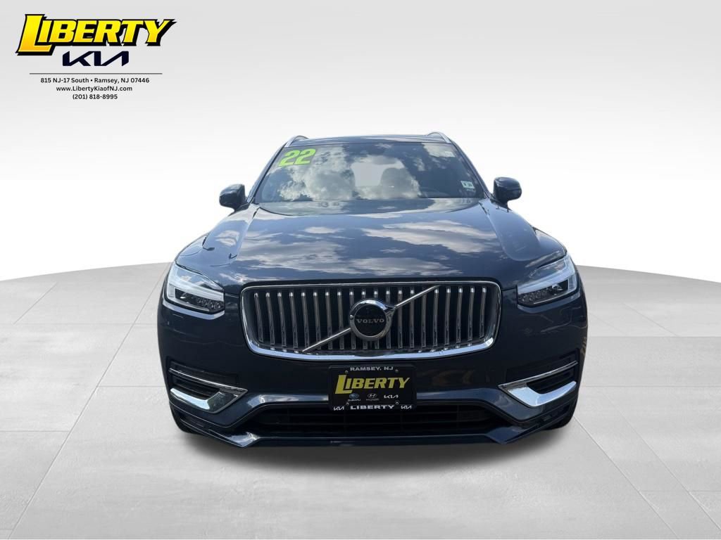 Used 2022 Volvo XC90 T6 Inscription w/ Climate Package AWD/4WD image 2