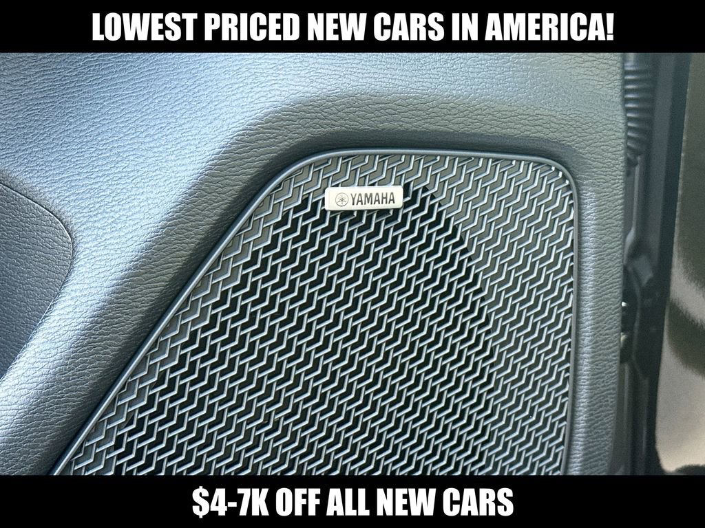 New 2026 Mitsubishi Outlander SEL image 24