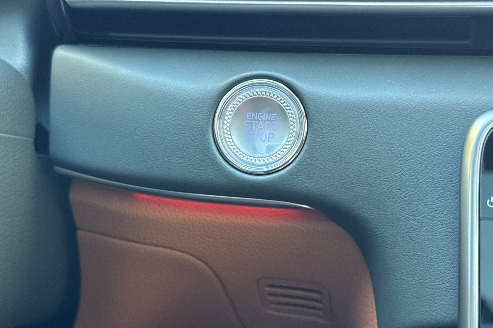 New 2026 Genesis GV80 2.5T Advanced image 26