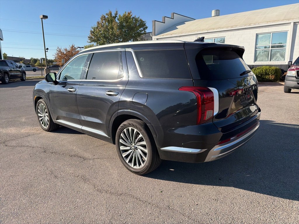 Used 2024 Hyundai Palisade Calligraphy image 8