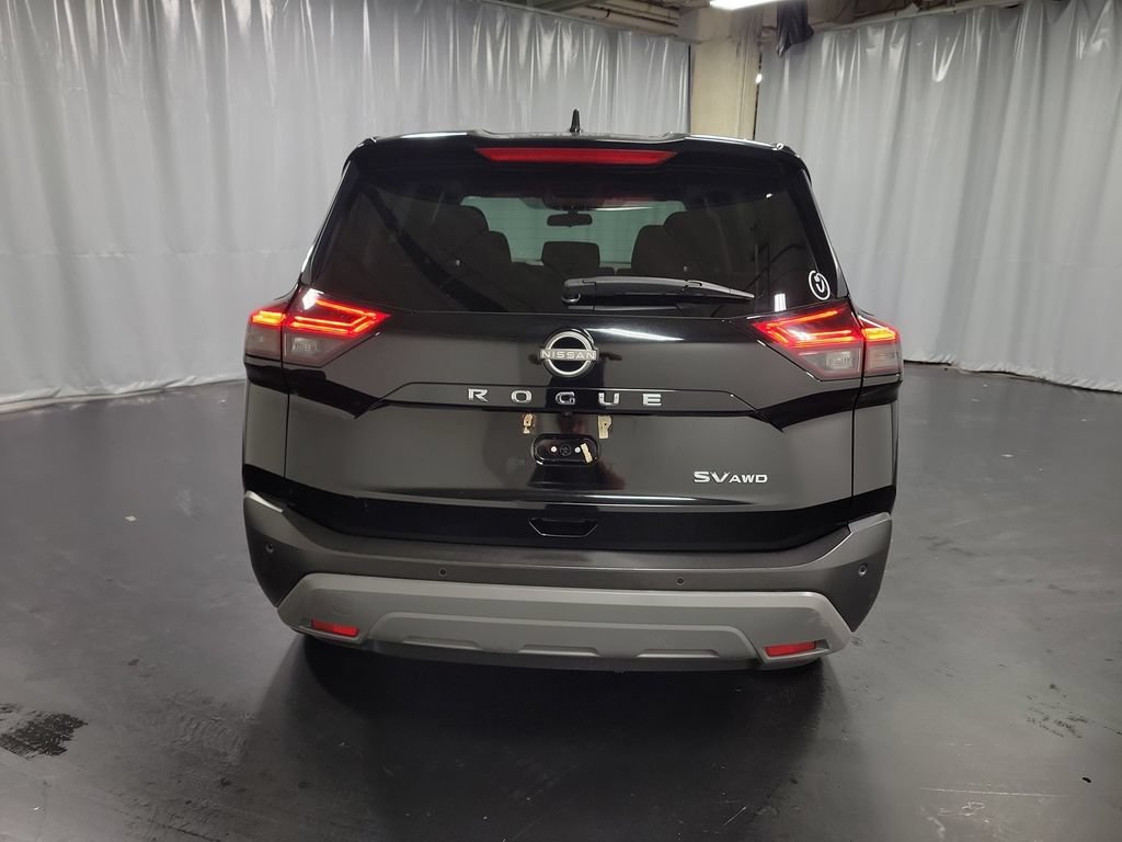 Used 2023 Nissan Rogue SV AWD/4WD image 7