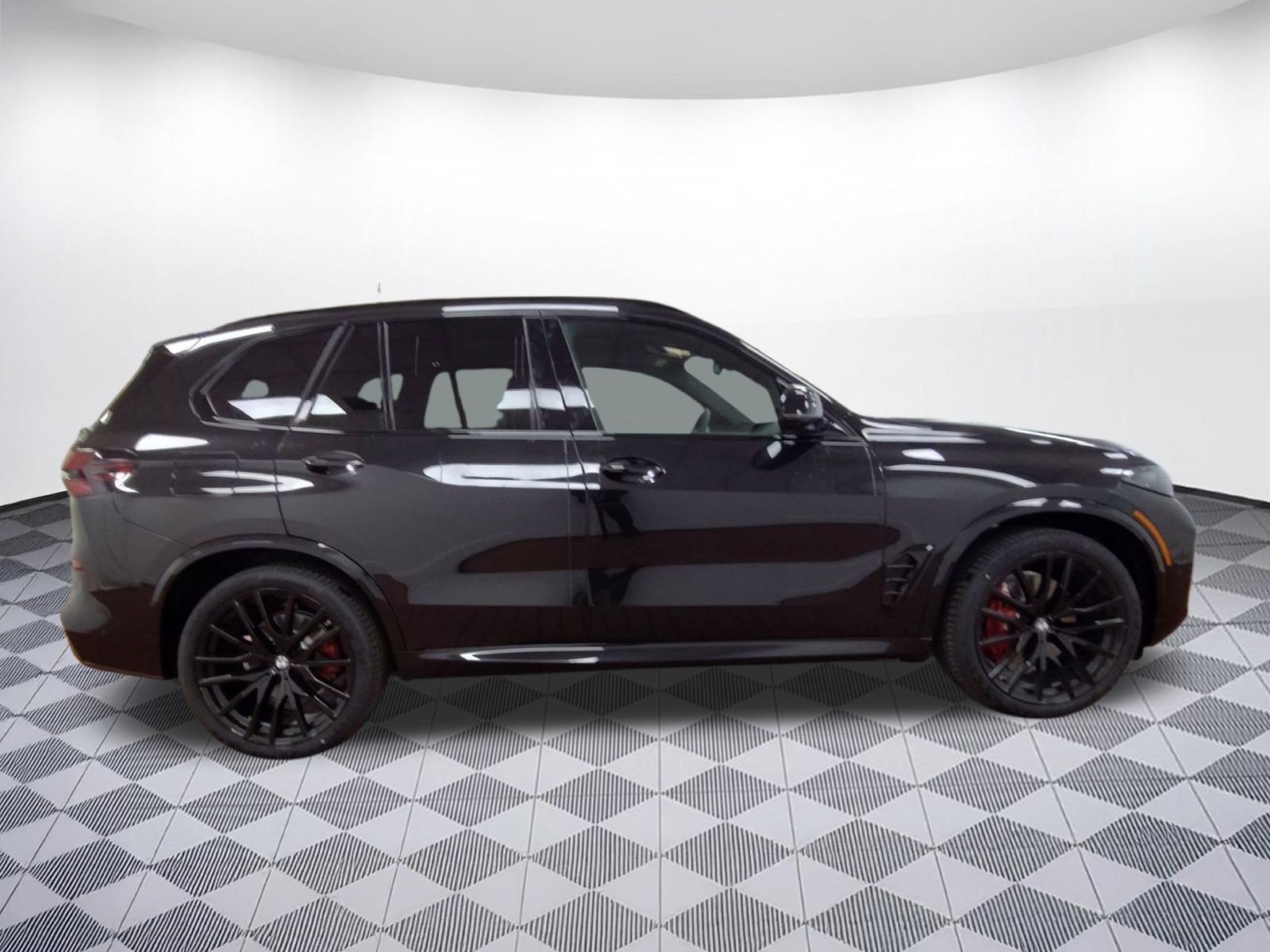 Used 2026 BMW X5 xDrive40i w/ M Sport Package AWD/4WD image 7