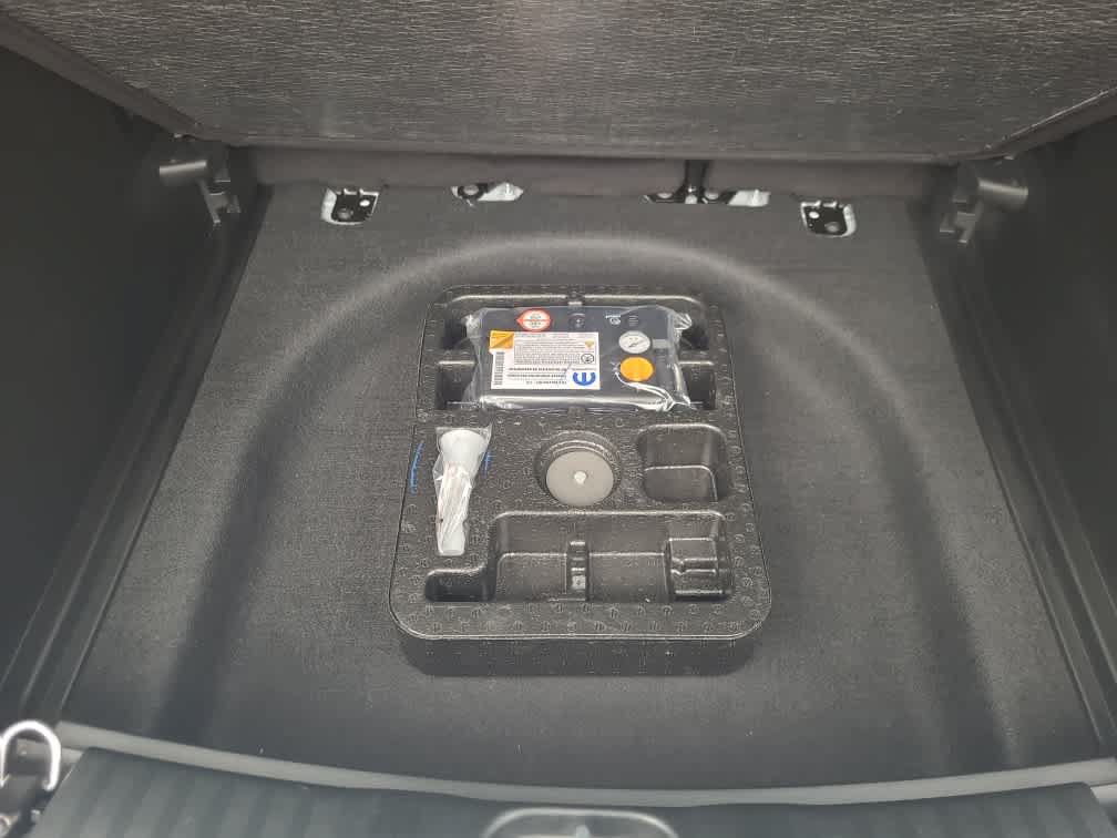 Used 2026 Jeep Compass Limited AWD/4WD image 9