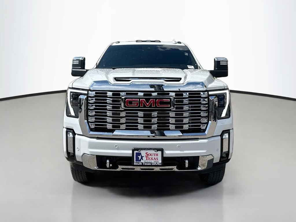Used 2024 GMC Sierra 3500 Denali w/ Denali Reserve Package AWD/4WD image 2