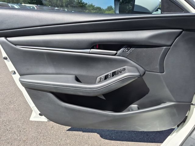Used 2021 MAZDA MAZDA3 s FWD image 23
