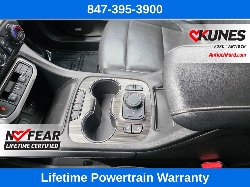 Used 2023 GMC Acadia SLT image 53