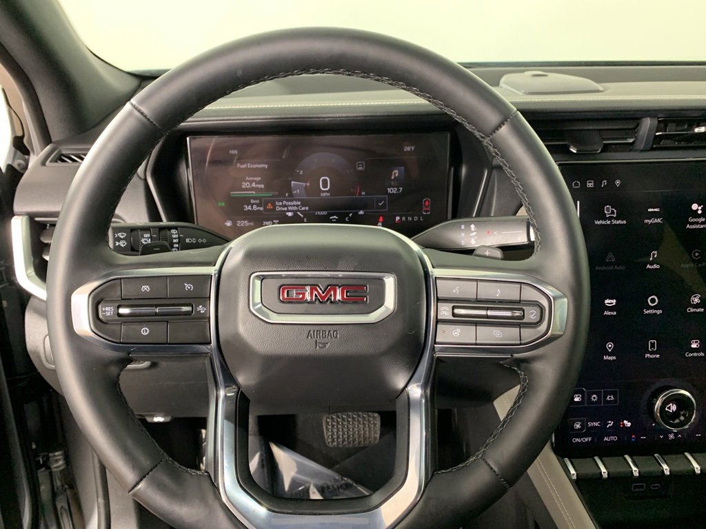 Used 2025 GMC Terrain Elevation w/ Elevation Premium Package image 19