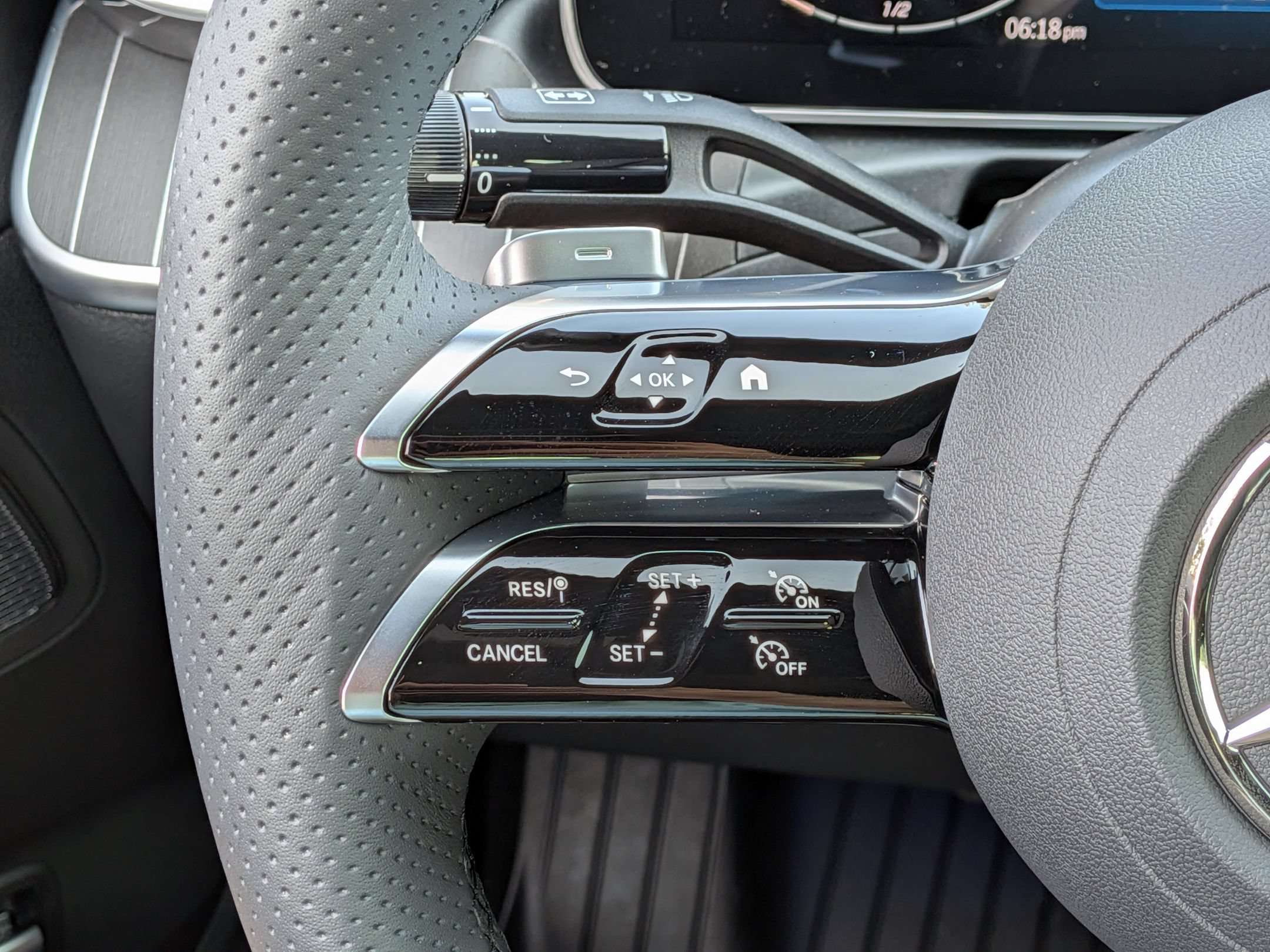 New 2026 Mercedes-Benz C 300 4MATIC Sedan image 19