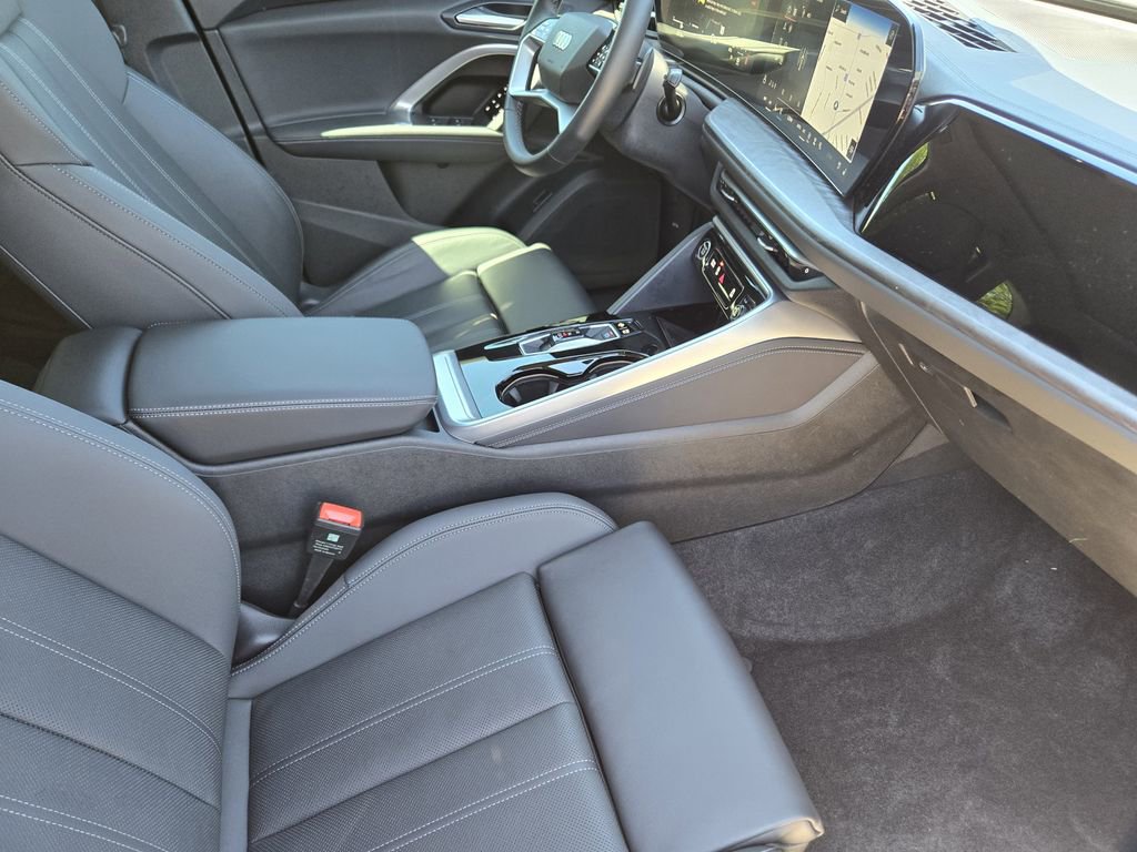 Certified 2025 Audi Q5 Premium Plus image 18