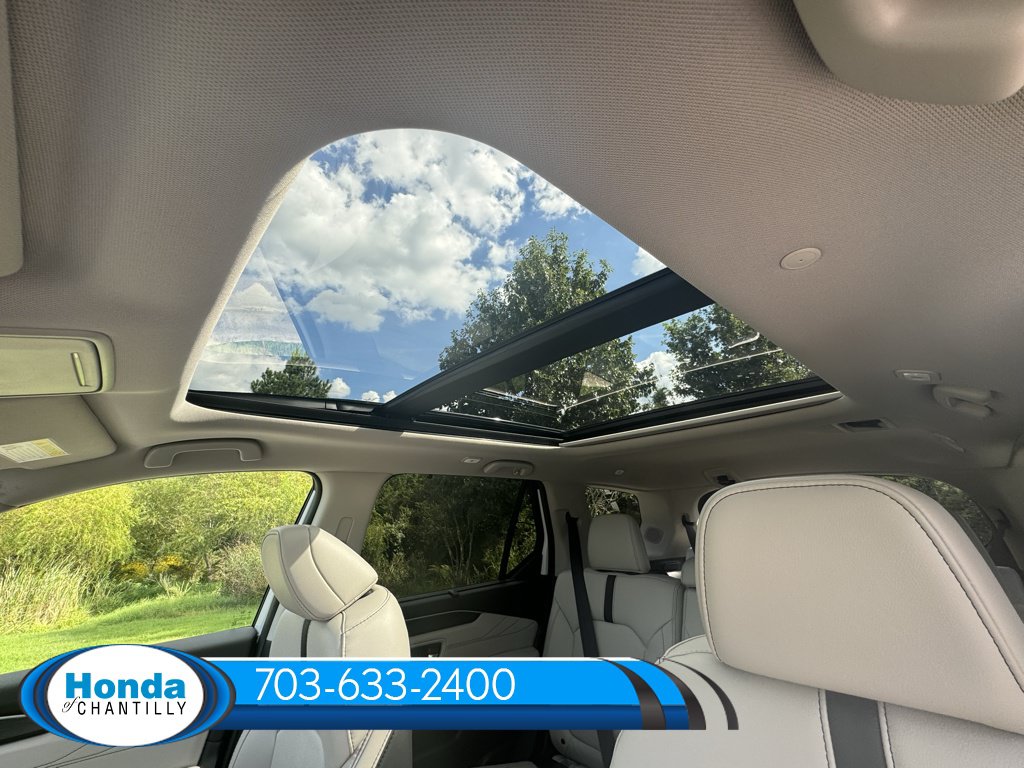 New 2026 Honda Pilot Touring image 22