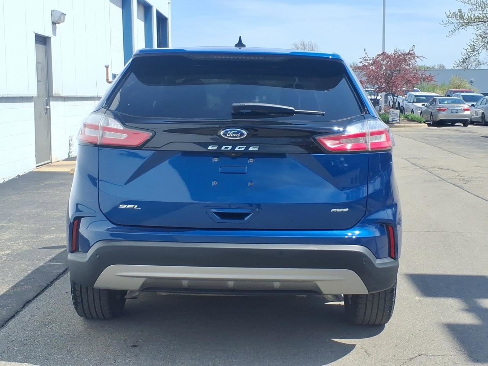 Certified 2023 Ford Edge SEL w/ Convenience Package AWD/4WD image 5