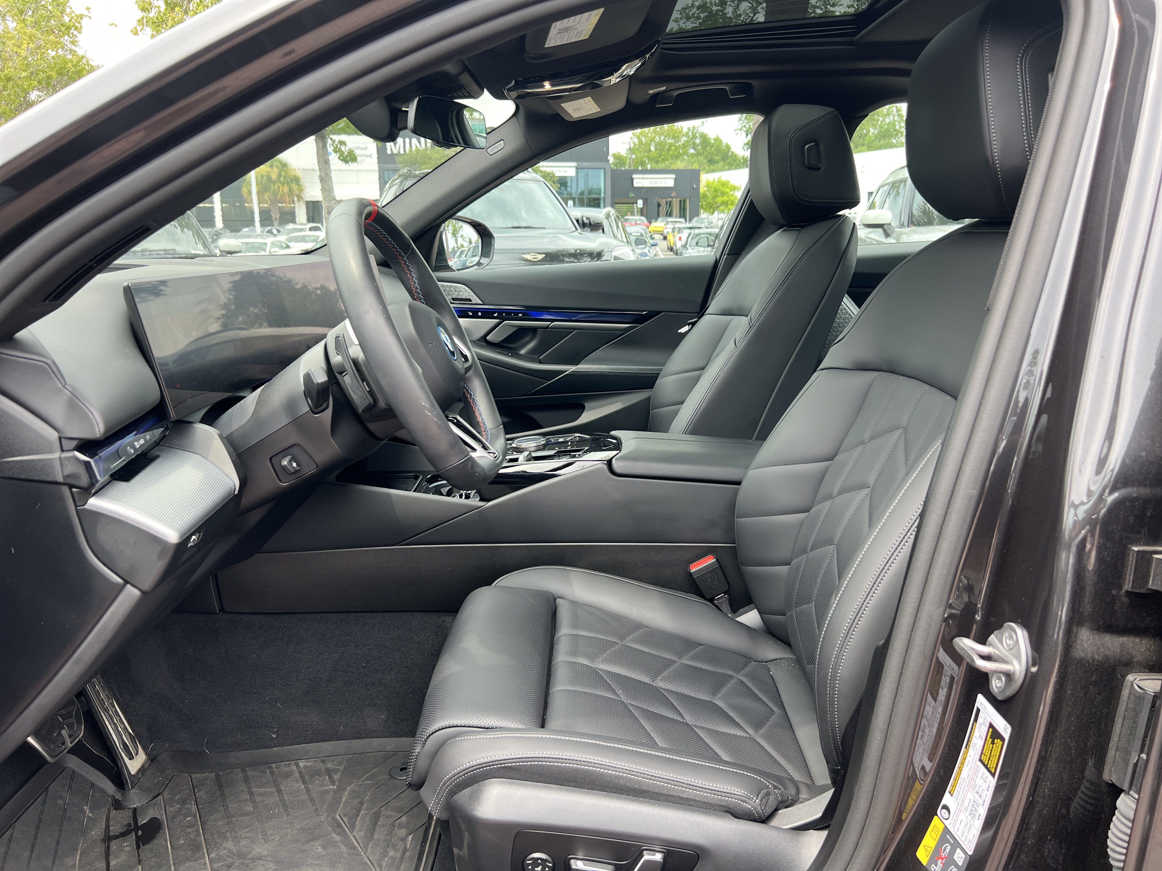 Used 2024 BMW i5 M60 w/ Premium Package AWD/4WD image 16