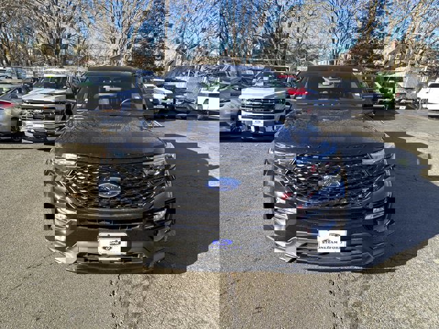 Used 2022 Ford Explorer ST image 2