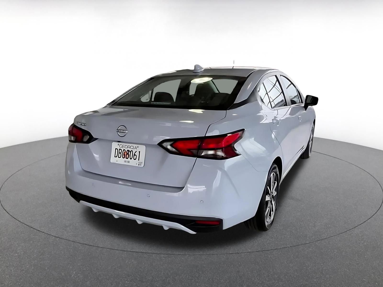 Used 2025 Nissan Versa SV image 13