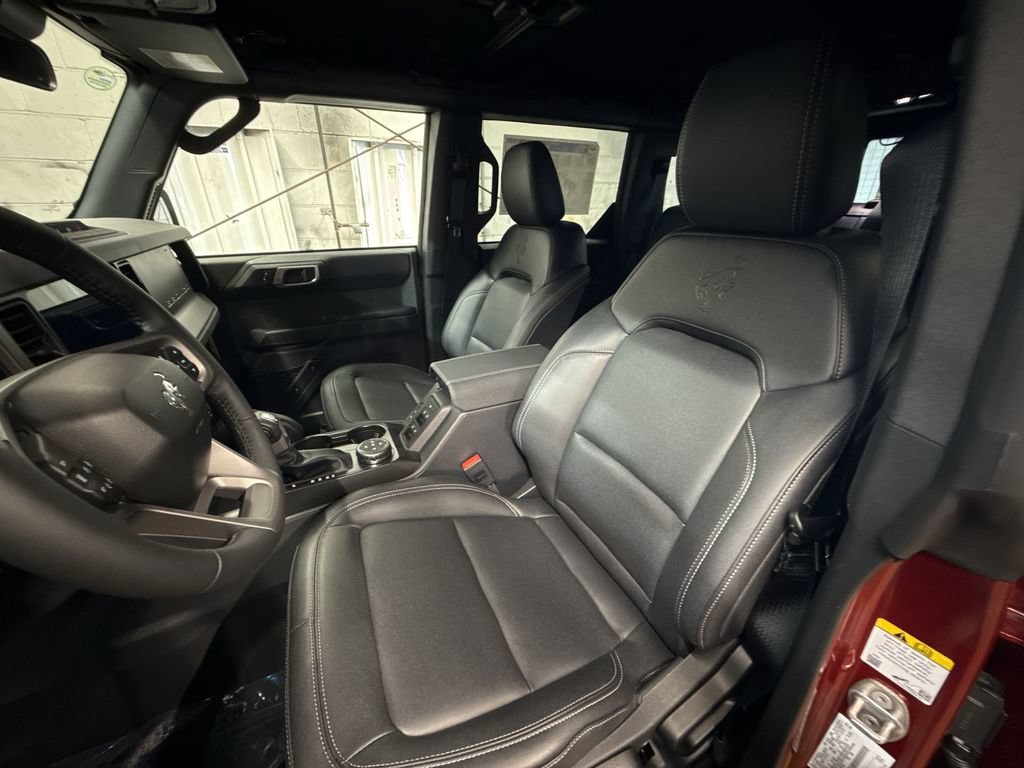 New 2026 Ford Bronco Badlands w/ Sasquatch Package AWD/4WD image 13