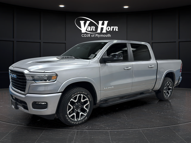 Used 2025 RAM 1500 Laramie w/ Sport Appearance Package AWD/4WD image 3