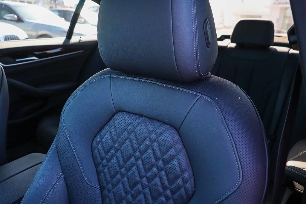 Certified 2023 BMW 530i w/ Convenience Package image 31