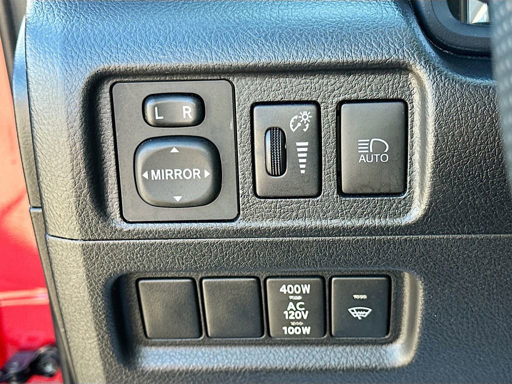 Used 2024 Toyota 4Runner TRD Off-Road Premium image 10