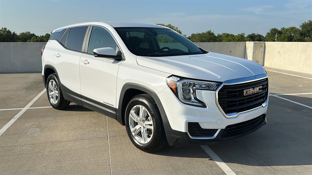 Used 2024 GMC Terrain SLE FWD image 14