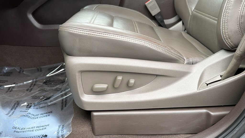 Used 2019 GMC Yukon Denali w/ Denali Ultimate Package AWD/4WD image 18