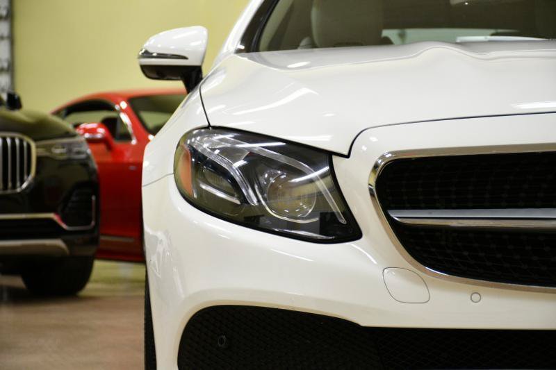 Used 2019 Mercedes-Benz E 450 4MATIC Cabriolet image 5