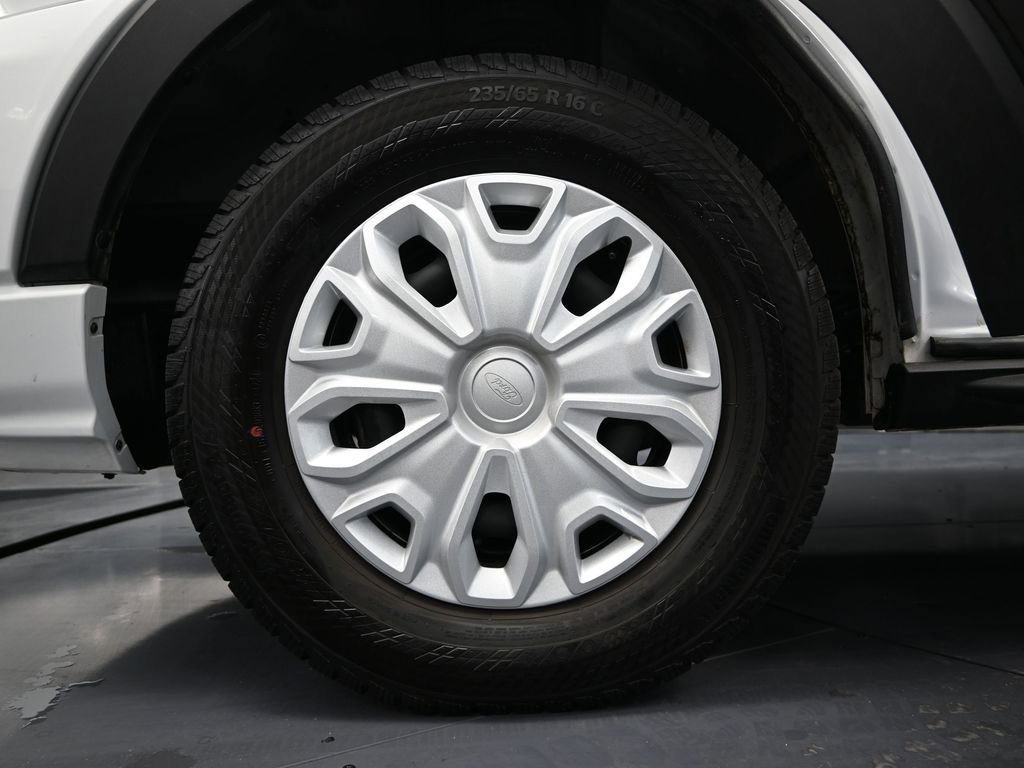 Used 2025 Ford Transit 350 XLT image 16