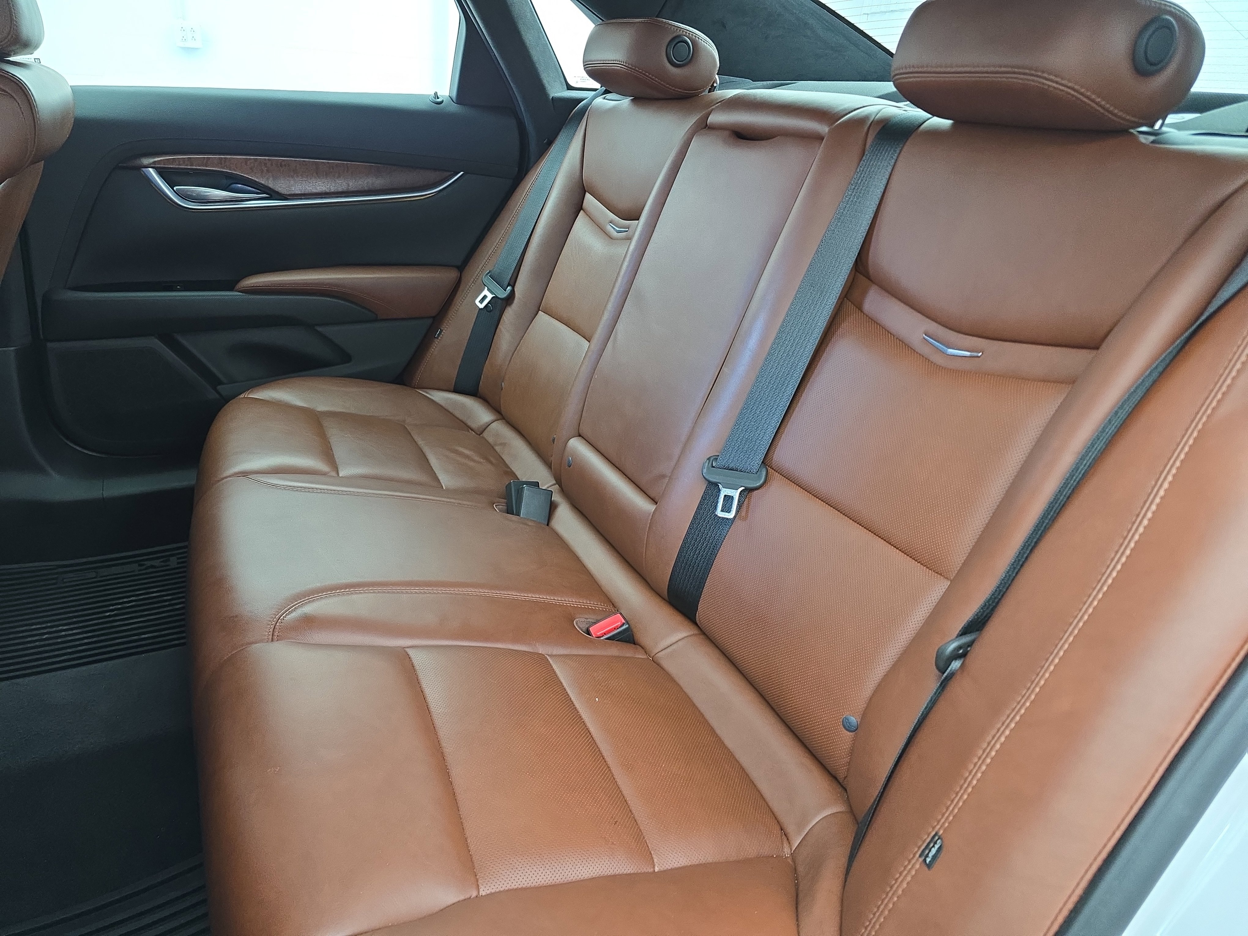 Used 2016 Cadillac XTS Luxury w/ Driver Awareness Package image 13