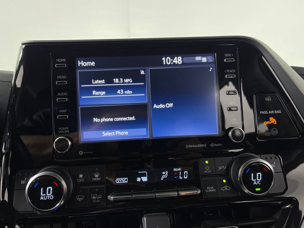 Used 2022 Toyota Highlander XLE FWD image 22
