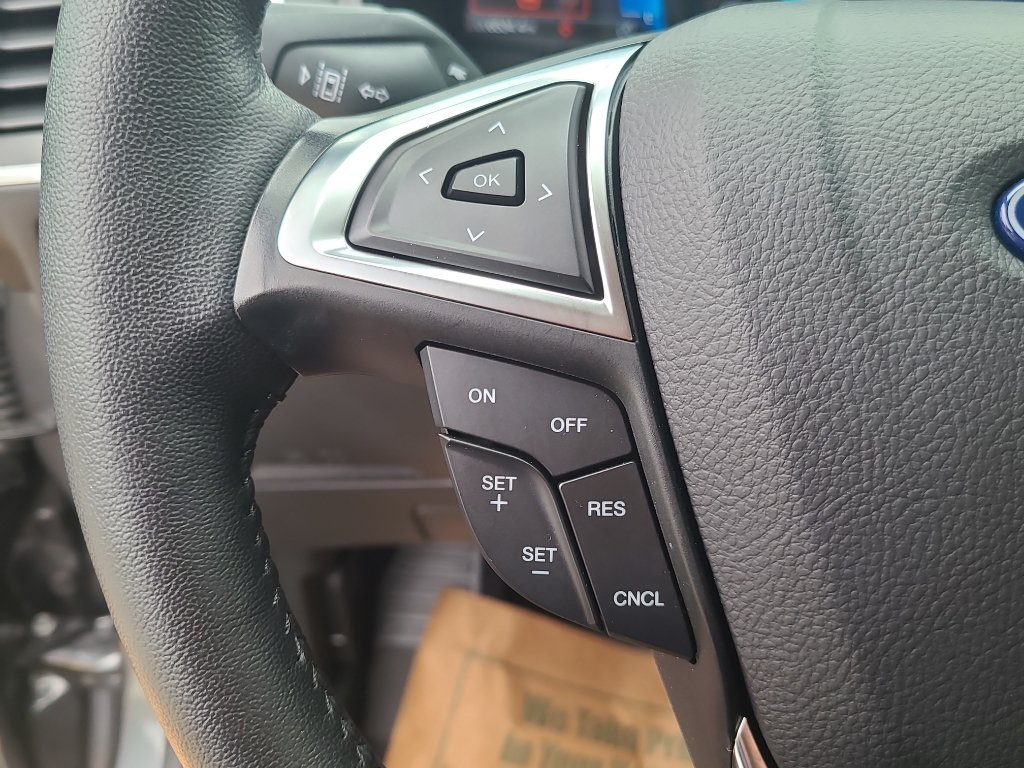 Certified 2024 Ford Edge Titanium AWD/4WD image 32