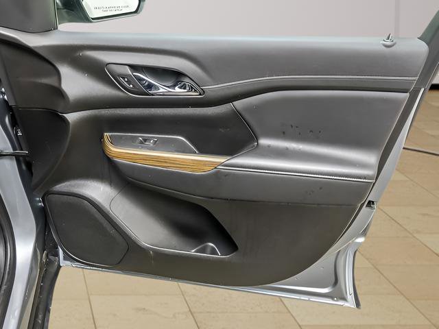 Used 2023 GMC Acadia SLE w/ Driver Convenience Package image 28