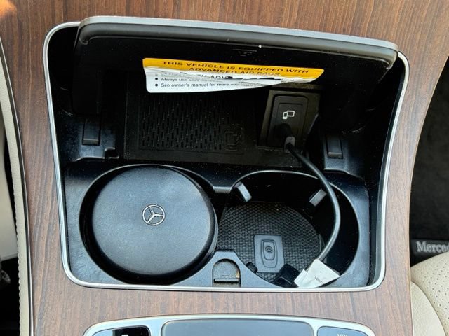 Used 2021 Mercedes-Benz GLC 300 4MATIC image 23