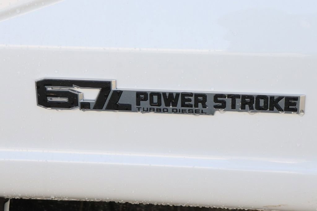 New 2025 Ford F550 4x4 Regular Cab Super Duty image 18