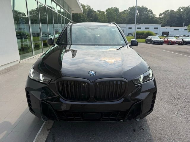 Used 2026 BMW X5 xDrive50e image 4