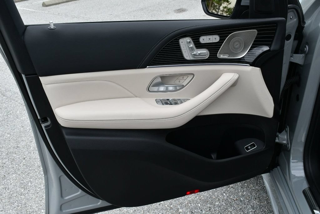 Used 2024 Mercedes-Benz GLE 53 AMG 4MATIC image 48
