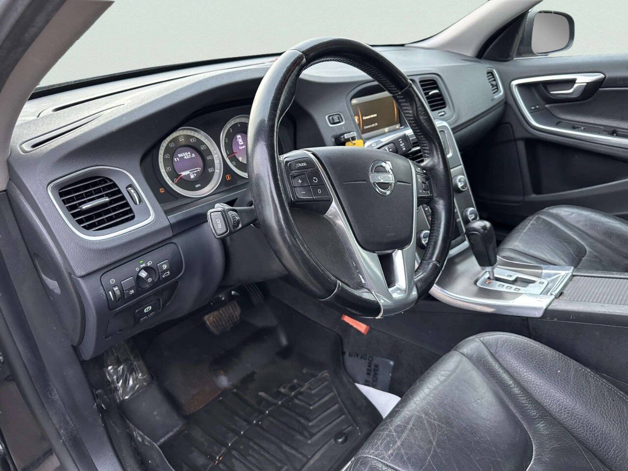 Used 2012 Volvo S60 T5 FWD image 13