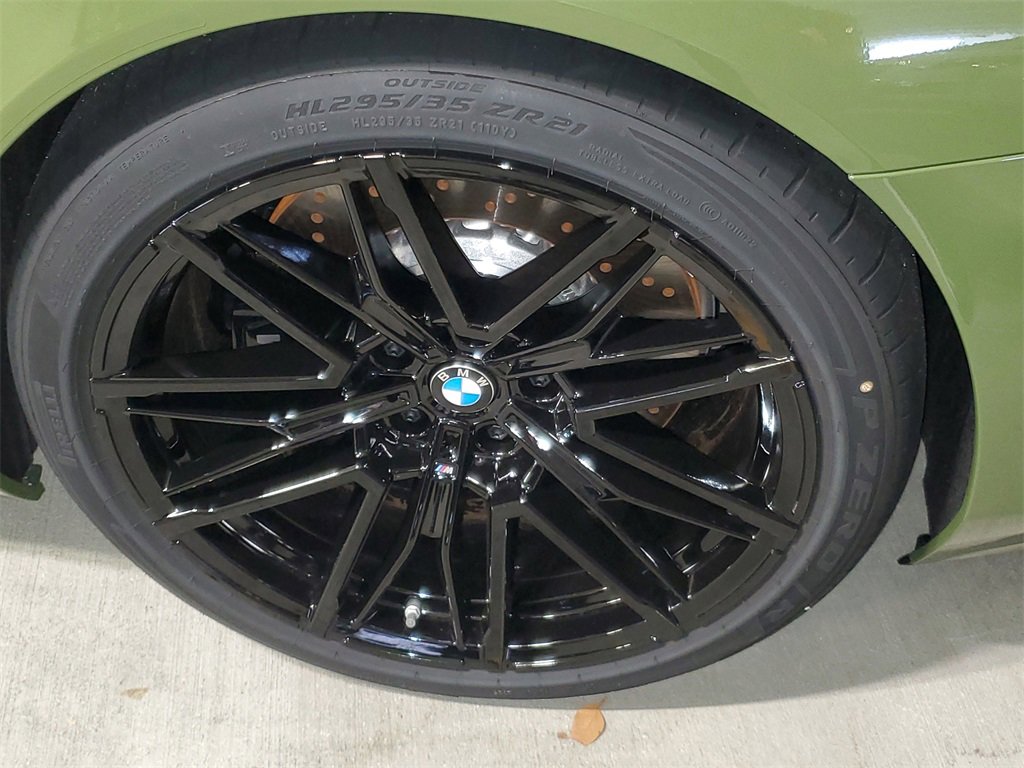 New 2026 BMW M5 w/ Carbon Package image 5