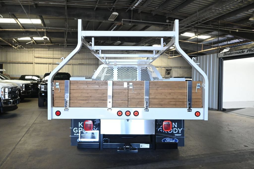 New 2026 Ford F550 4x4 Supercab Super Duty image 8
