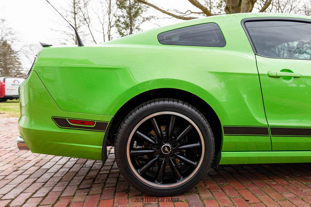 Used 2013 Ford Mustang Boss 302 w/ Boss 302 Accessory Pkg RWD image 10